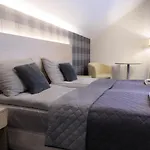 Gasthuis Irena 3*