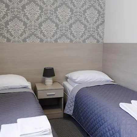 Guest house Irena 3*